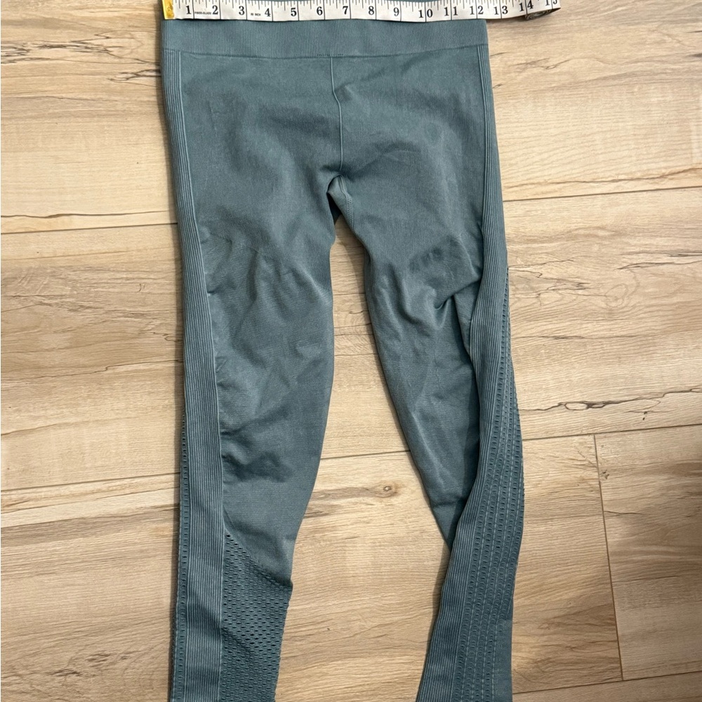 Fabletics‎ leggings